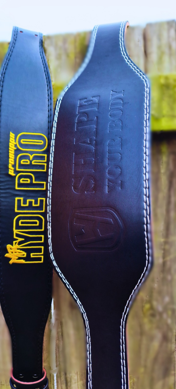 The Iron Legend OG Weightlifting Belt